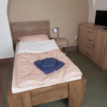 Konukevi Penzion Cerhenice *