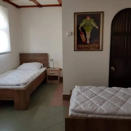 Guest house Penzion Cerhenice