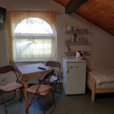 Penzion Cerhenice Konukevi Cerhenice