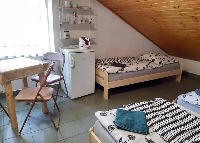 Penzion Cerhenice Gasthof *
